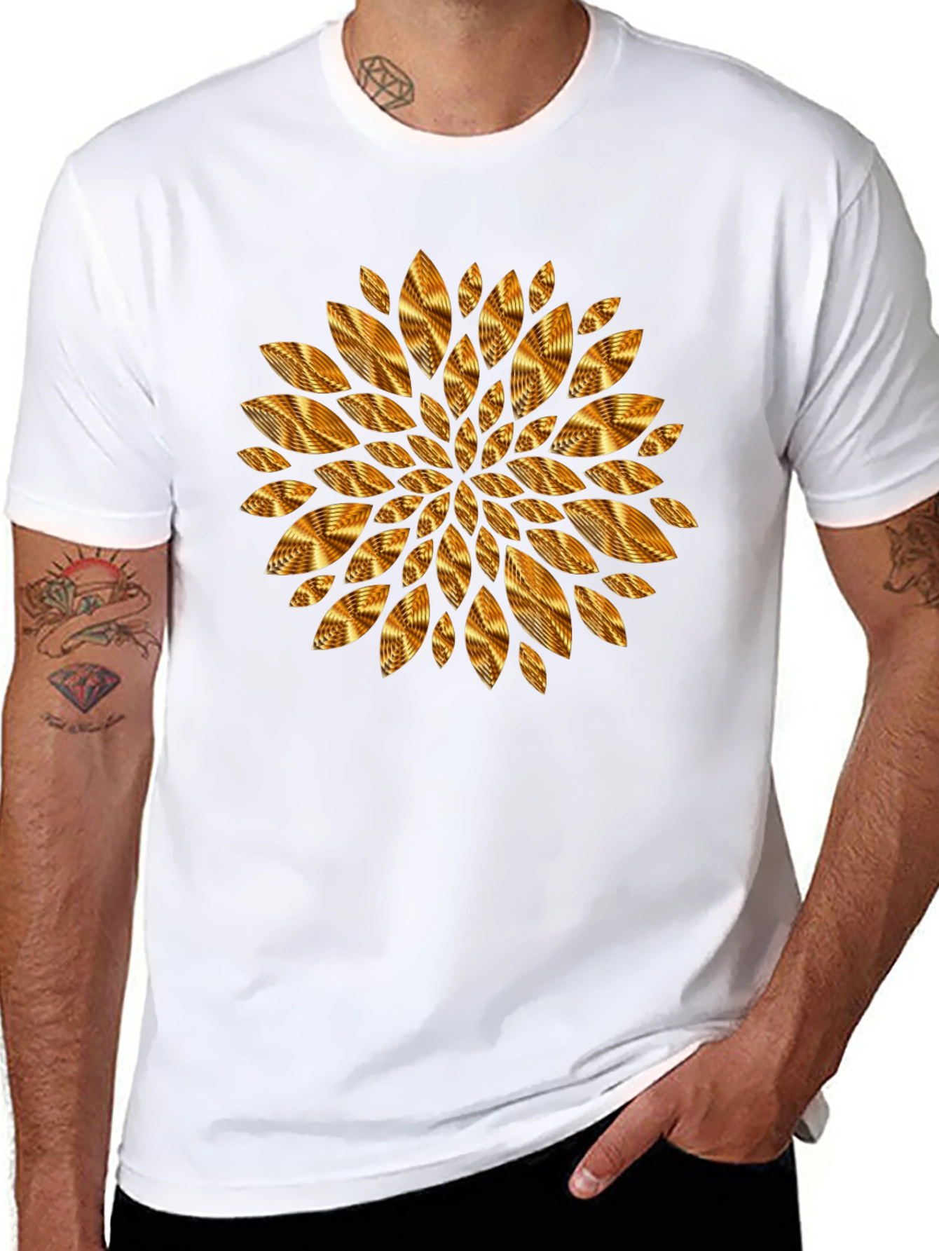 Camiseta Negra con Diseño Floral Dorado