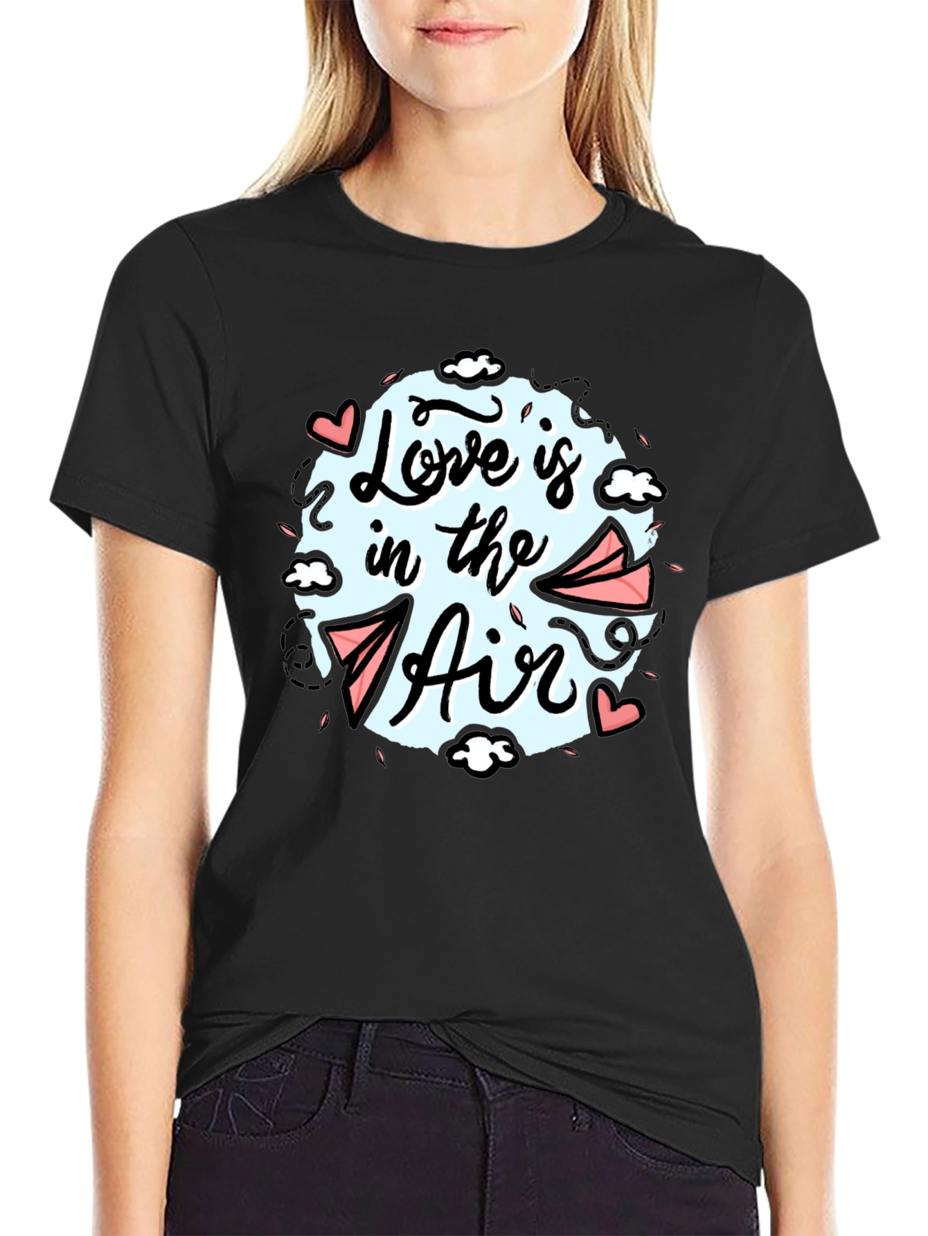 Camiseta Negra Love is in the Air