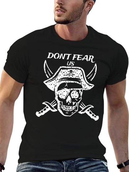 Camiseta Negra con Diseño de Calavera Pirata