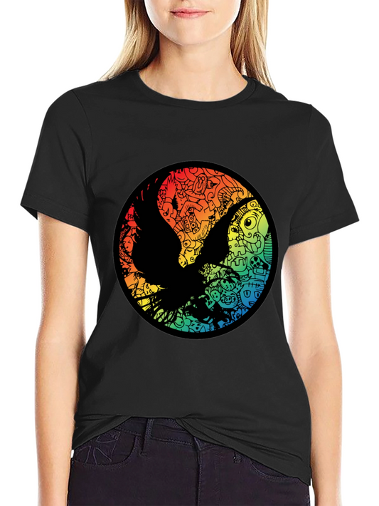 Camiseta Negra con Diseño Circular de Ave Colorida