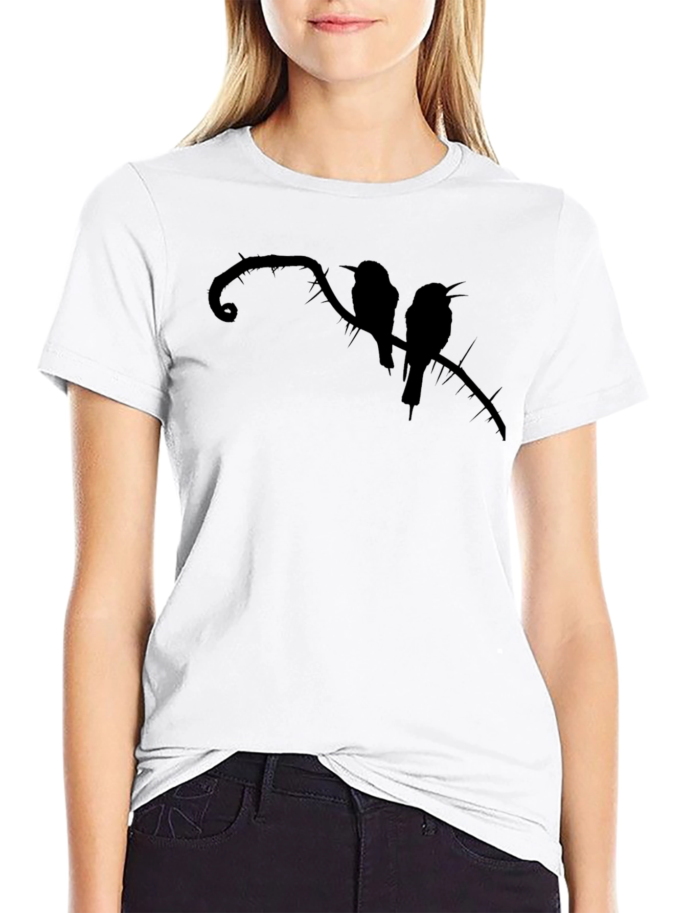Camiseta Negra con Silueta de Aves