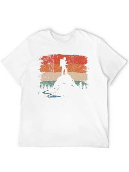 Camiseta Negra Gráfico Retro Montañista Aventura