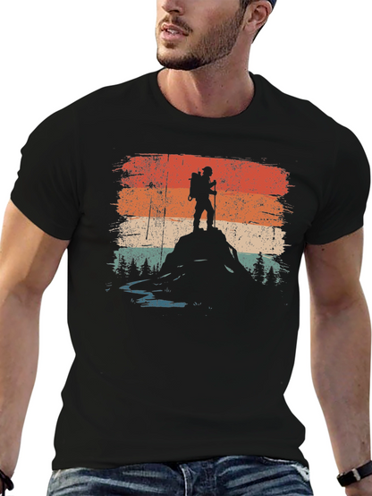 Camiseta Negra Gráfico Retro Montañista Aventura