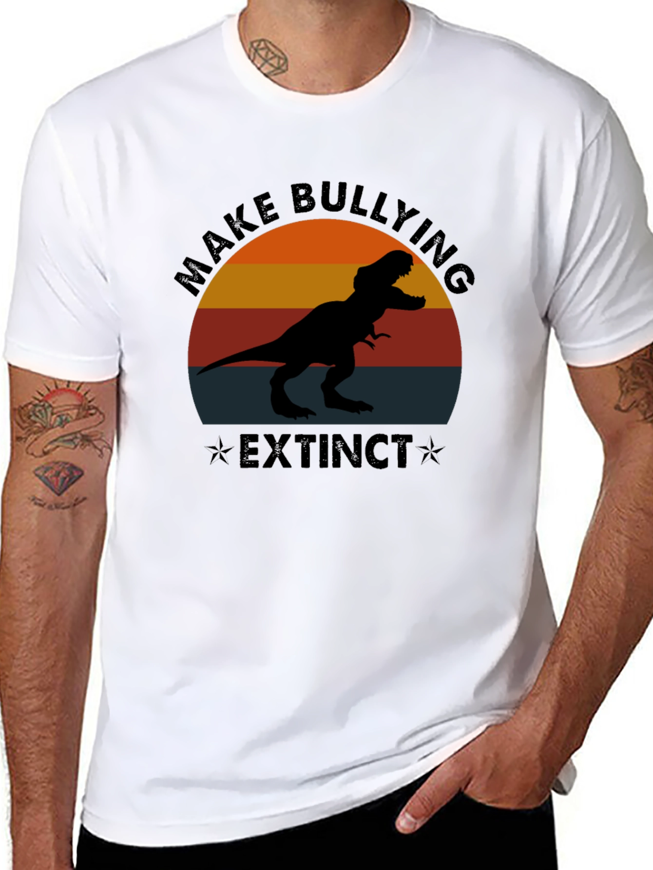 Camiseta Negra Make Bullying Extinct Dinosaurio