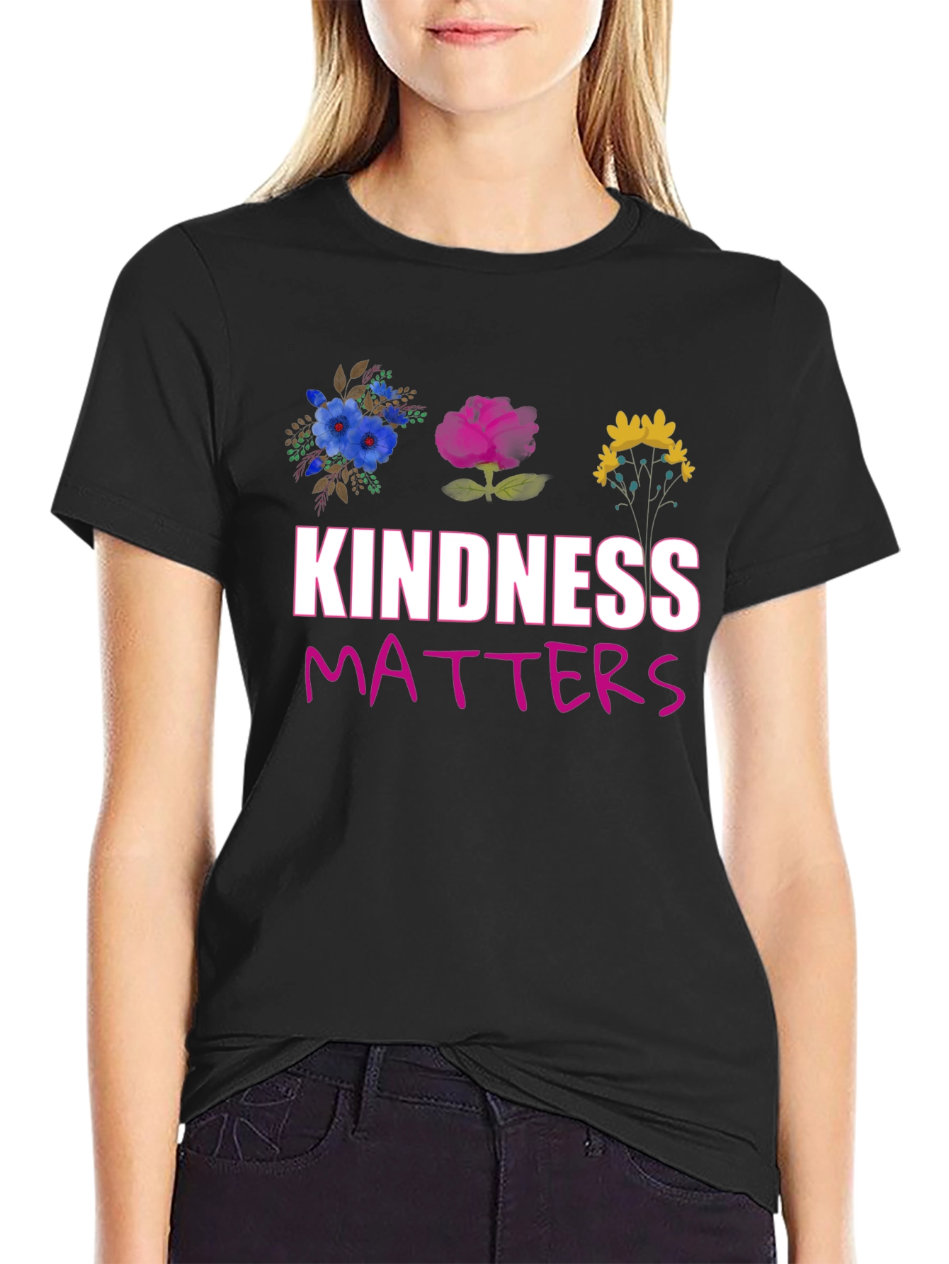 Camiseta Negra Kindness Matters Floral
