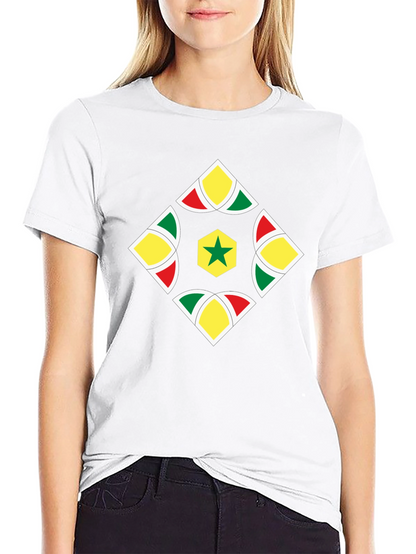 Camiseta Negra con Diseño Senegalés