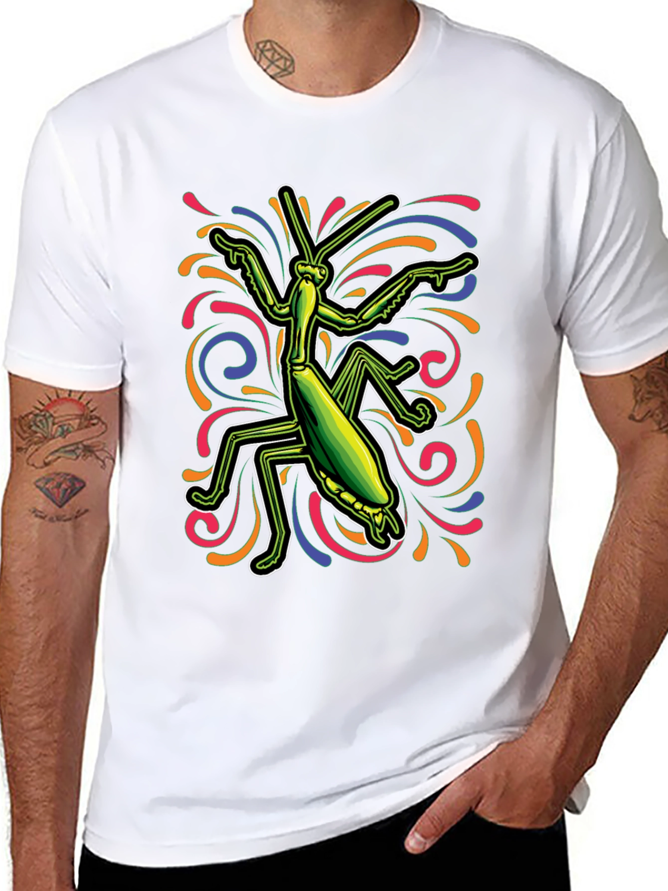 Camiseta Negra con Diseño de Mantis Religiosa Psicodélica