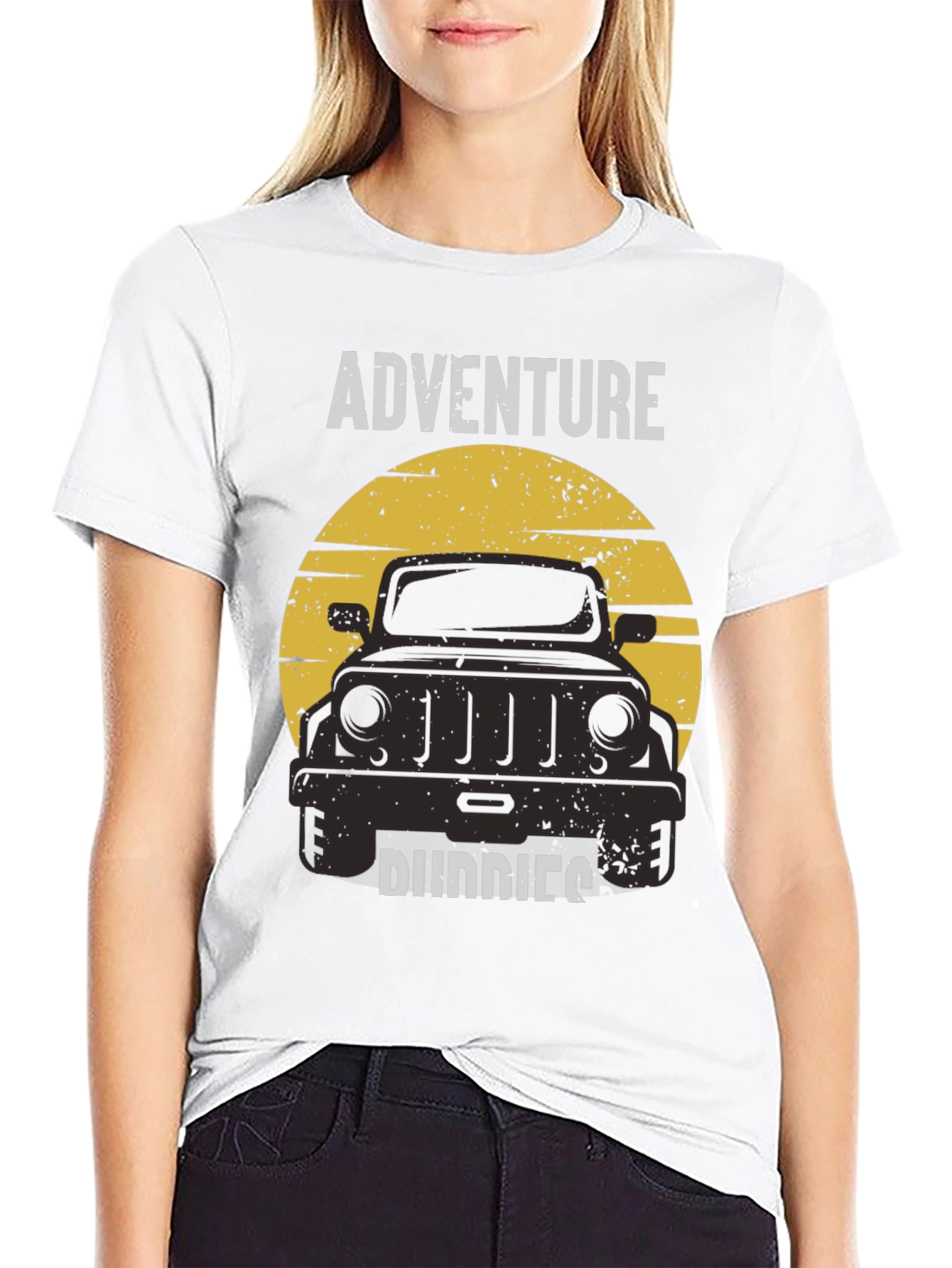 Camiseta Negra: Aventura y Compañeros Todoterreno