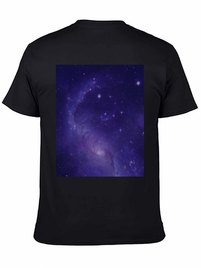 Camiseta Negra con Estampado de Galaxia Cósmica