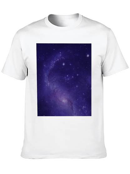 Camiseta Negra con Estampado de Galaxia Cósmica