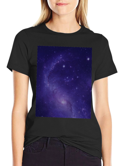 Camiseta Negra con Estampado de Galaxia Cósmica