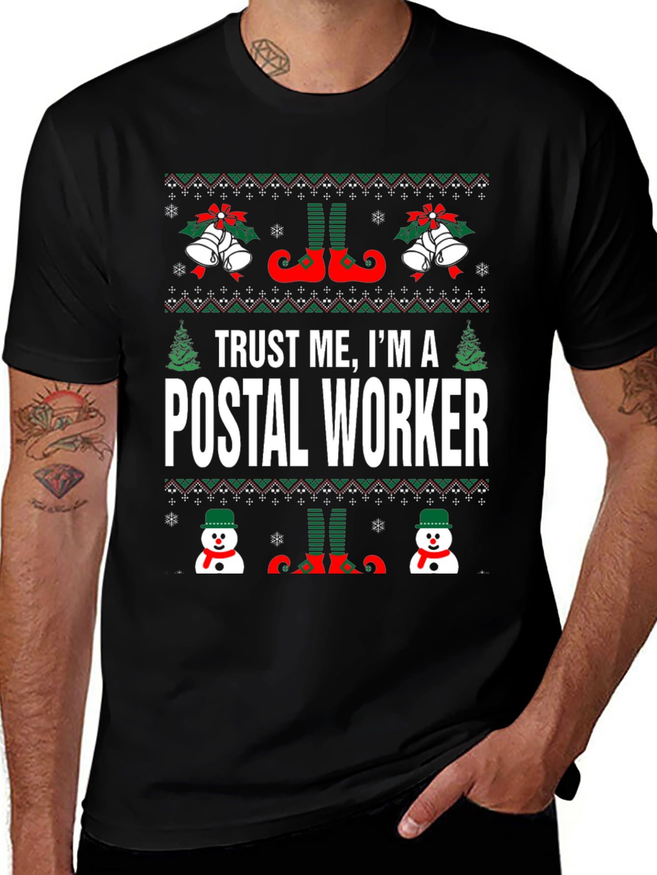 Camiseta Navideña Trust Me Im a Postal Worker