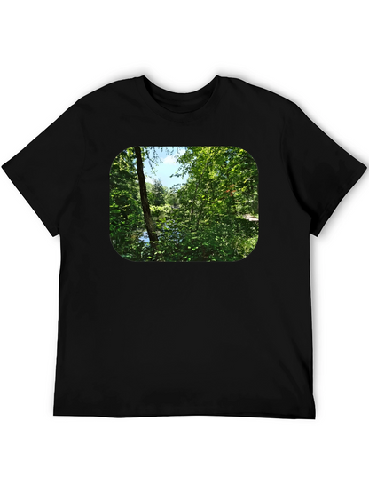 Camiseta Negra con Diseño de Naturaleza