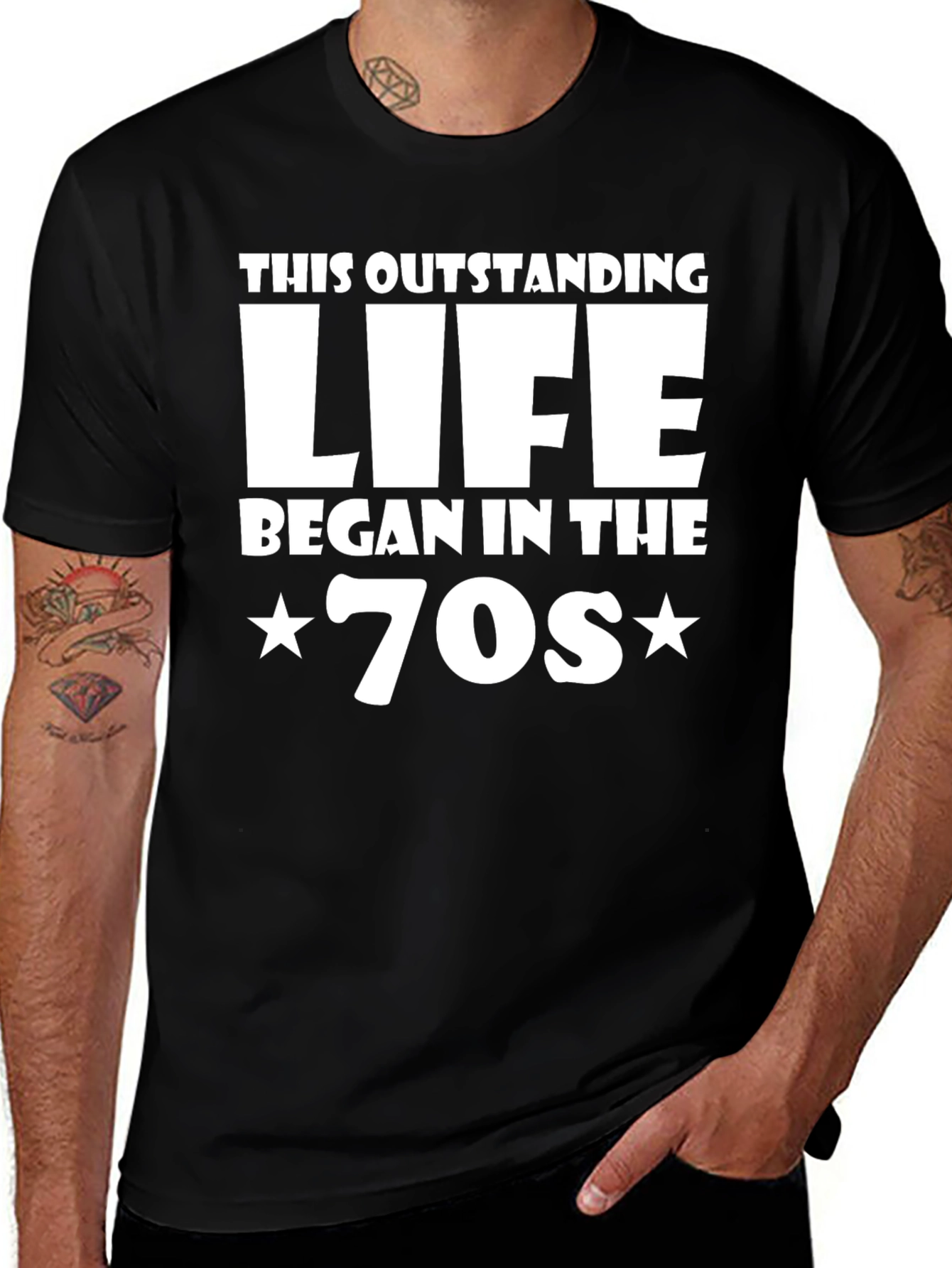 Camiseta Negra con Diseño Vida en los 70