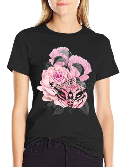 Camiseta Negra con Estampado de Rosas y Polilla