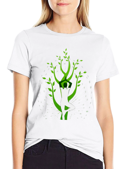 Camiseta Negra con Diseño Yoga-Árbol