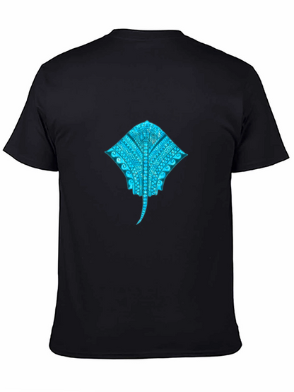 Camiseta Negra con Diseño de Mantarraya Tribal Azul