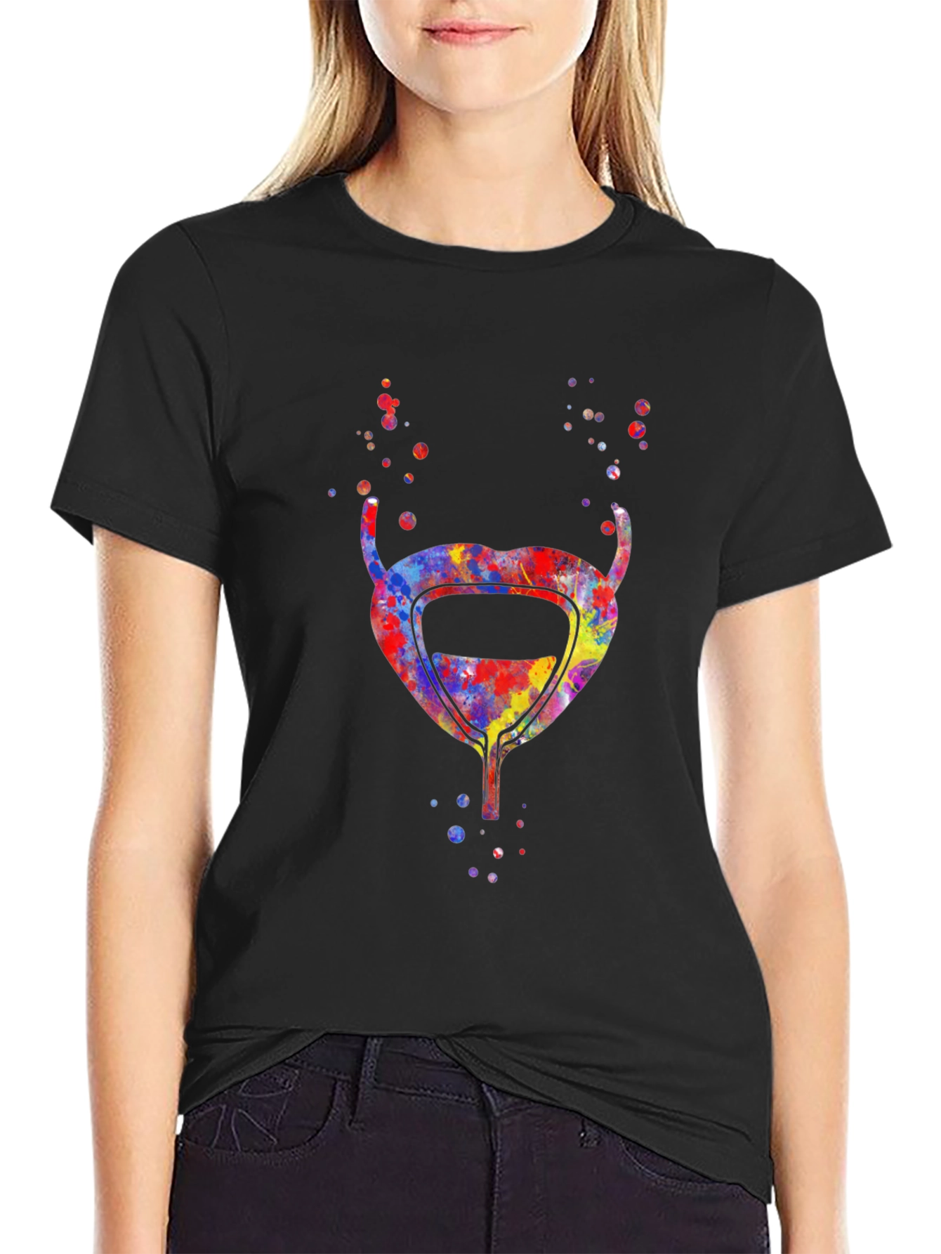 Camiseta Negra con Diseño de Vejiga Abstracta