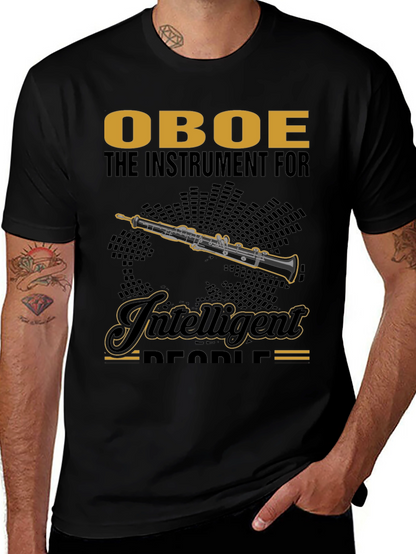 Camiseta Negra con Diseño de Oboe para Músicos Inteligentes
