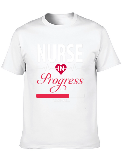 Camiseta Negra Nurse in Progress para Estudiantes de Enfermería
