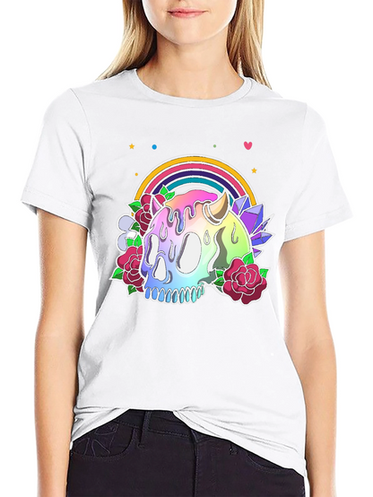 Camiseta Negra con Calavera Arcoíris y Flores