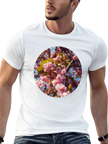 Camiseta Negra con Diseño Floral Rosado
