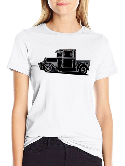 Camiseta Negra con Diseño de Camioneta Clásica