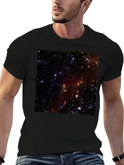 Camiseta Negra Estampado Espacio Cósmico