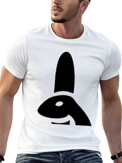 Camiseta Negra con Diseño de Conejo Abstracto