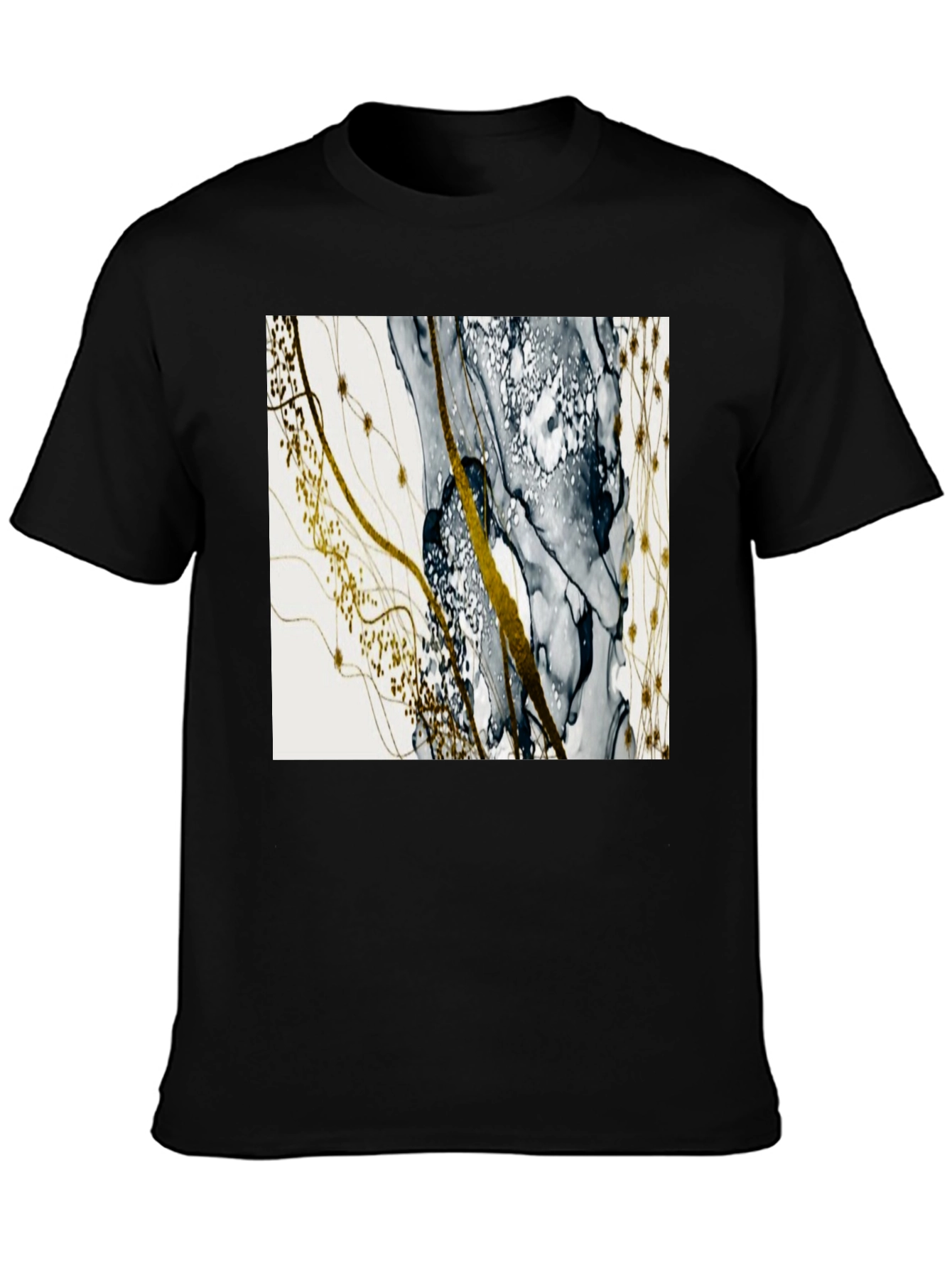 Camiseta Negra con Diseño Abstracto Dorado y Gris