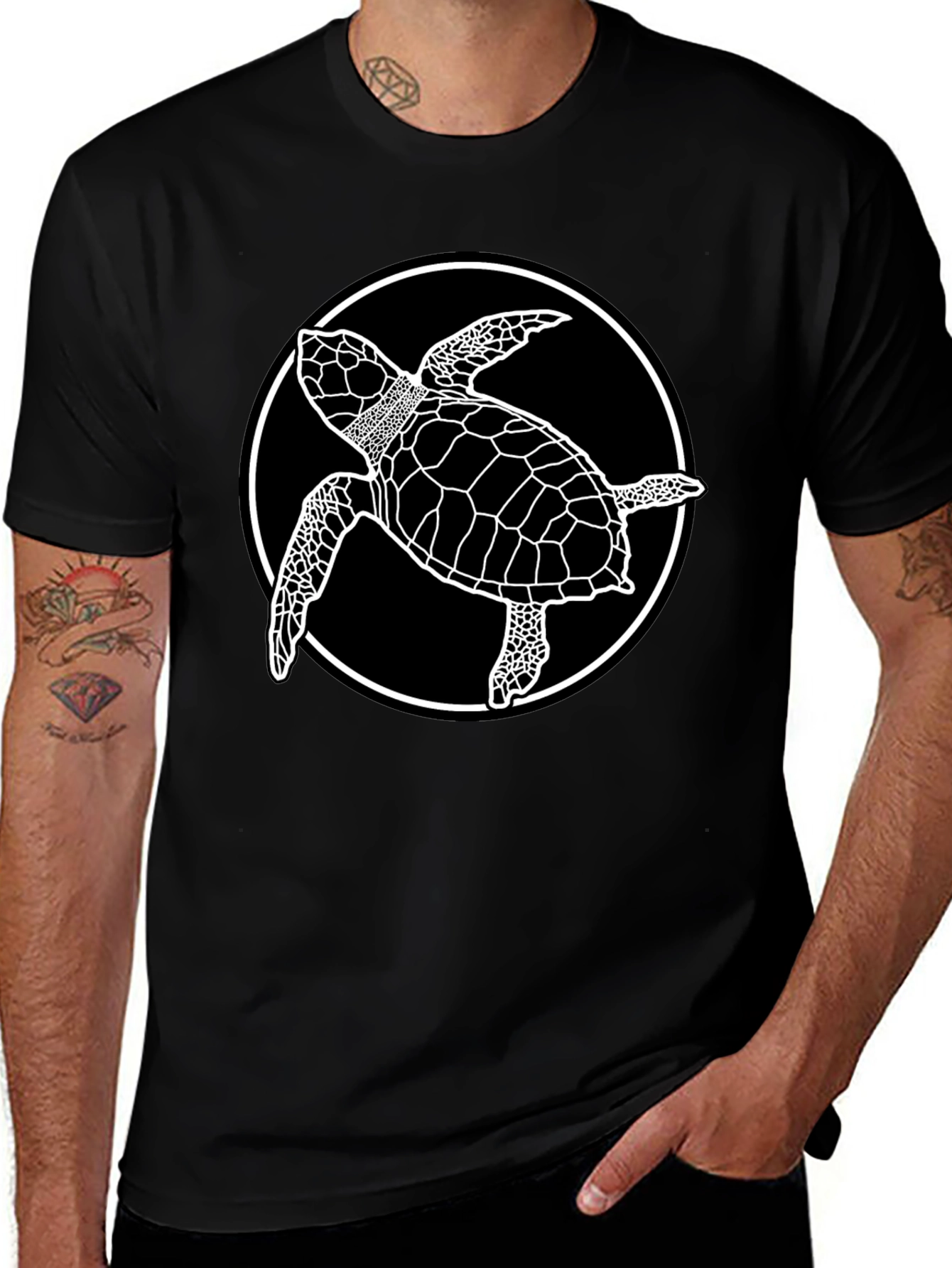 Camiseta Negra con Diseño de Tortuga Marina