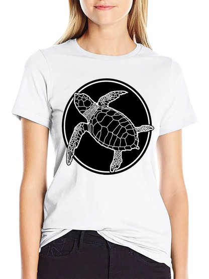 Camiseta Negra con Diseño de Tortuga Marina