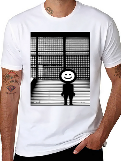 Camiseta Negra con Diseño Abstracto Sonriente