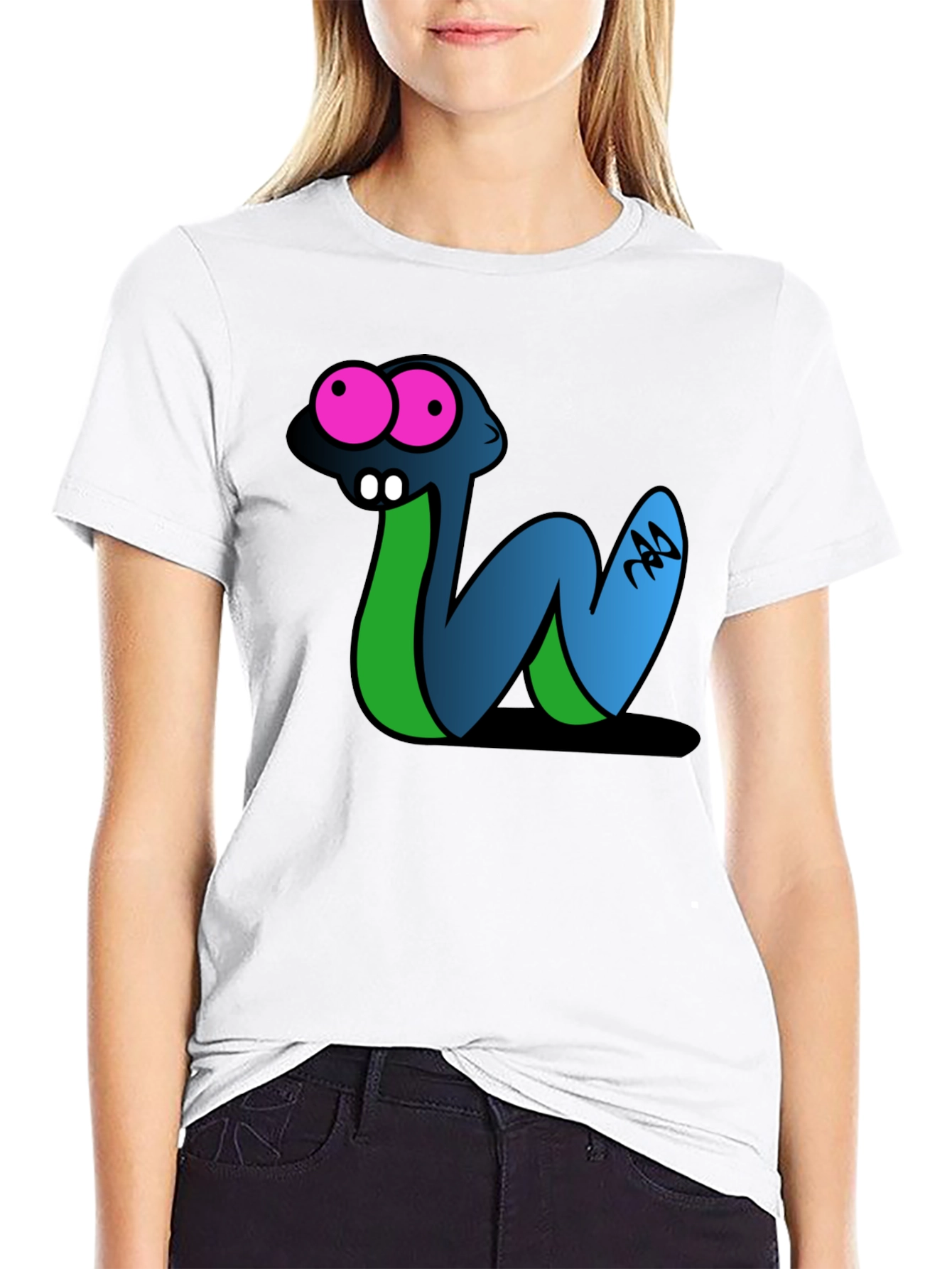 Camiseta Negra con Estampado de Serpiente Divertida