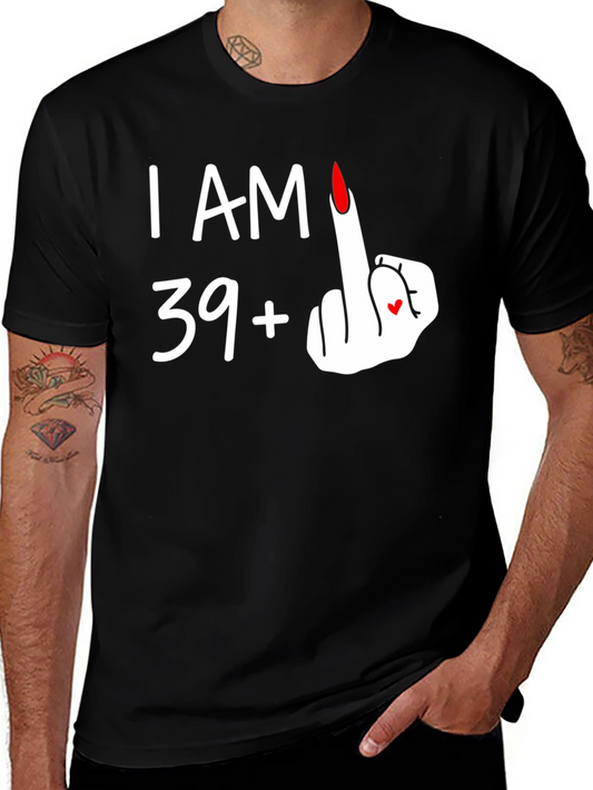 Camiseta Negra I AM 39+ Dedo Corazón - Humor Cumpleaños